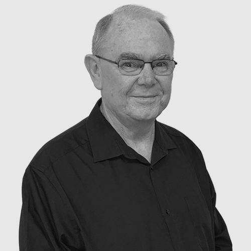A headshot image of Marc Dekenah