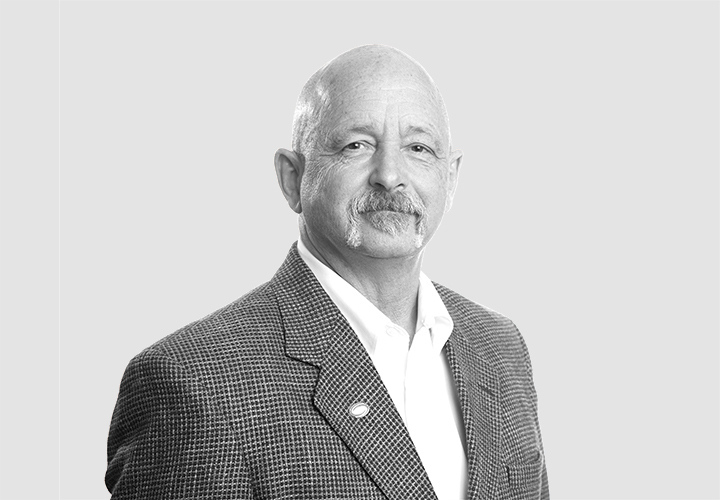 A headshot image of Scott L. Roberts