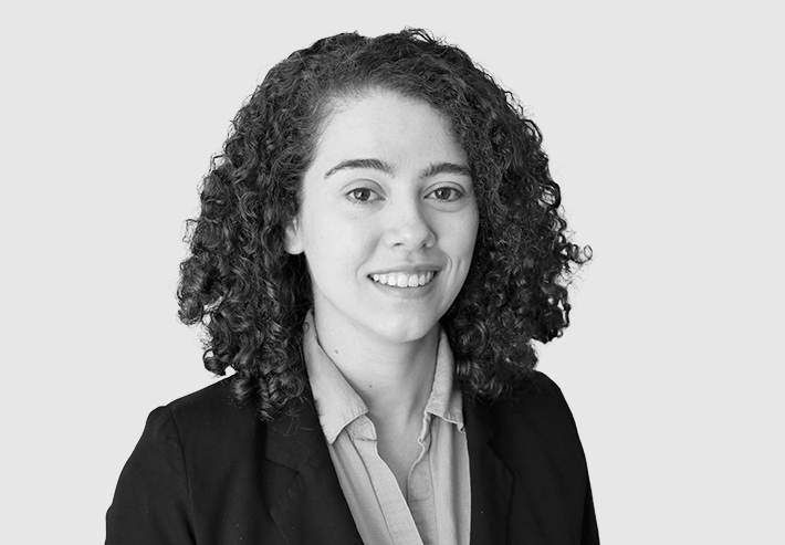 A headshot image of Carolina Vinado